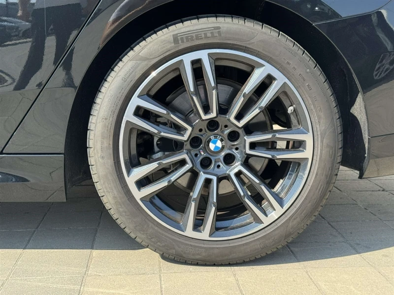 BMW 520 xDrive, снимка 5 - Автомобили и джипове - 51131373