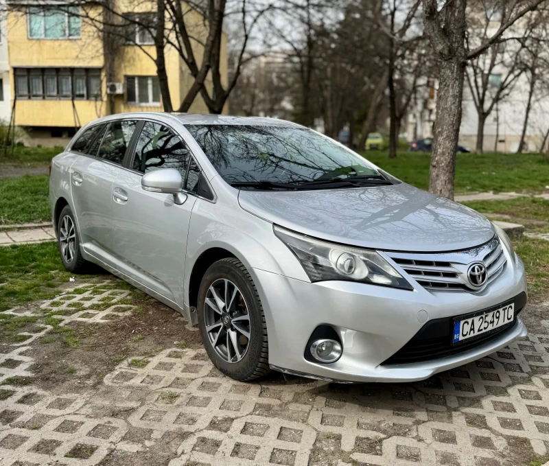 Toyota Avensis, снимка 16 - Автомобили и джипове - 52877481
