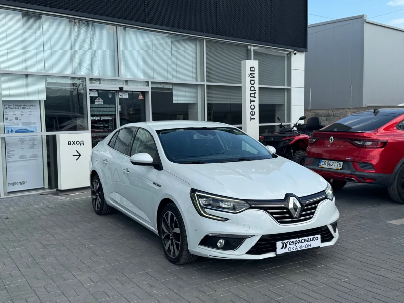 Renault Megane 1.3 Tce / 140 k.c., снимка 3 - Автомобили и джипове - 51580352