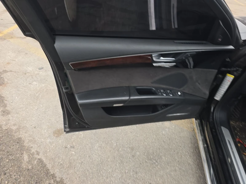 Audi A8 L 4.0T, снимка 8 - Автомобили и джипове - 52571789