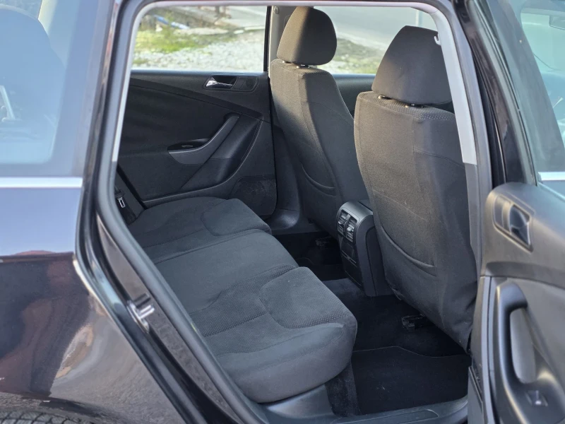 VW Passat 1.9 tdi 105 k.c. ЛИЗИНГ, снимка 12 - Автомобили и джипове - 52860393