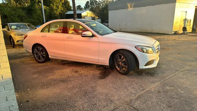 Mercedes-Benz C 300 PANO/BURMESTER/KEYLESS/NAVI/LANE ASSIST/ПОДГРЕВ, снимка 5 - Автомобили и джипове - 48311220