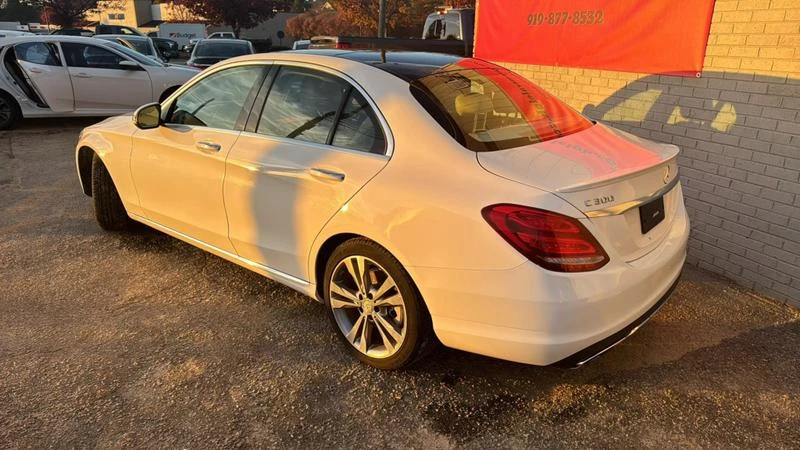 Mercedes-Benz C 300 PANO/BURMESTER/KEYLESS/NAVI/LANE ASSIST/ПОДГРЕВ, снимка 7 - Автомобили и джипове - 48311220