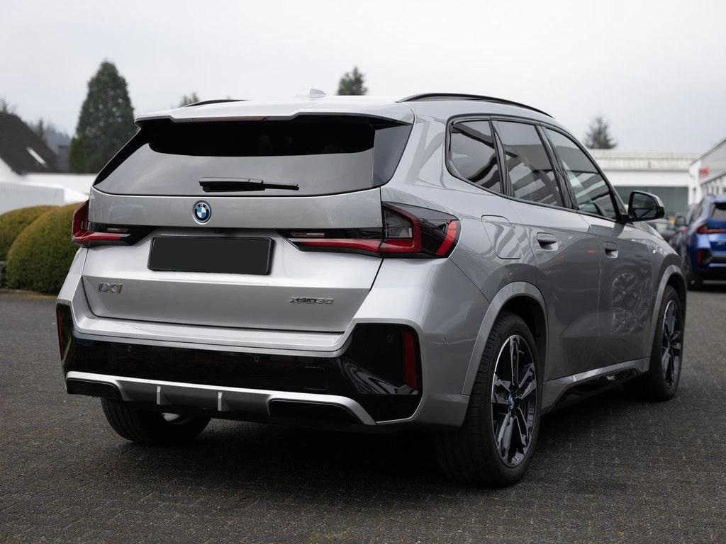 BMW iX1 xDrive30 M-Sport  - изображение 3