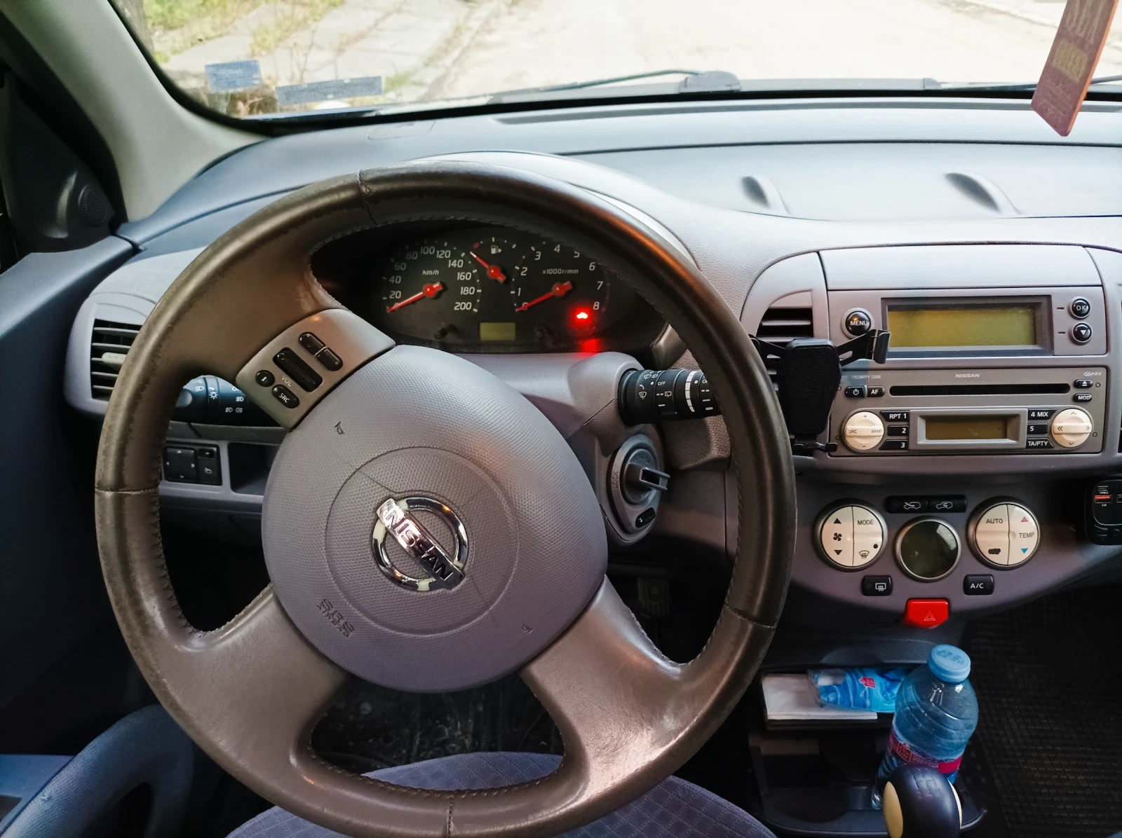 Nissan Micra 1.2 - изображение 6