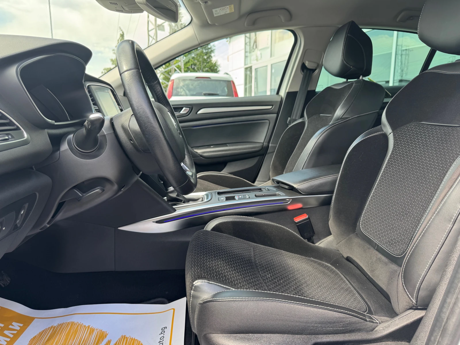 Renault Megane 1.3 Tce / 140 k.c. | Mobile.bg   11