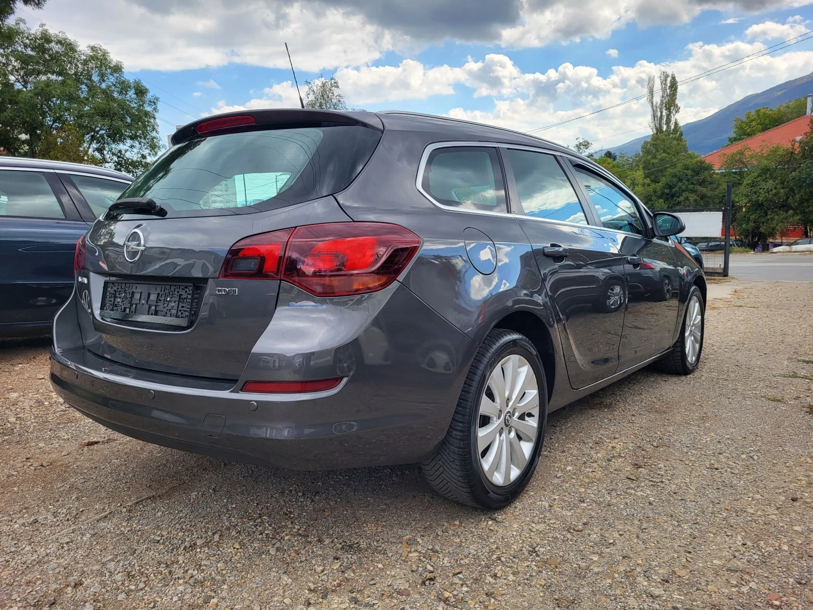 Opel Astra 1.7 CDTI / COSMO / EURO-5A - изображение 6