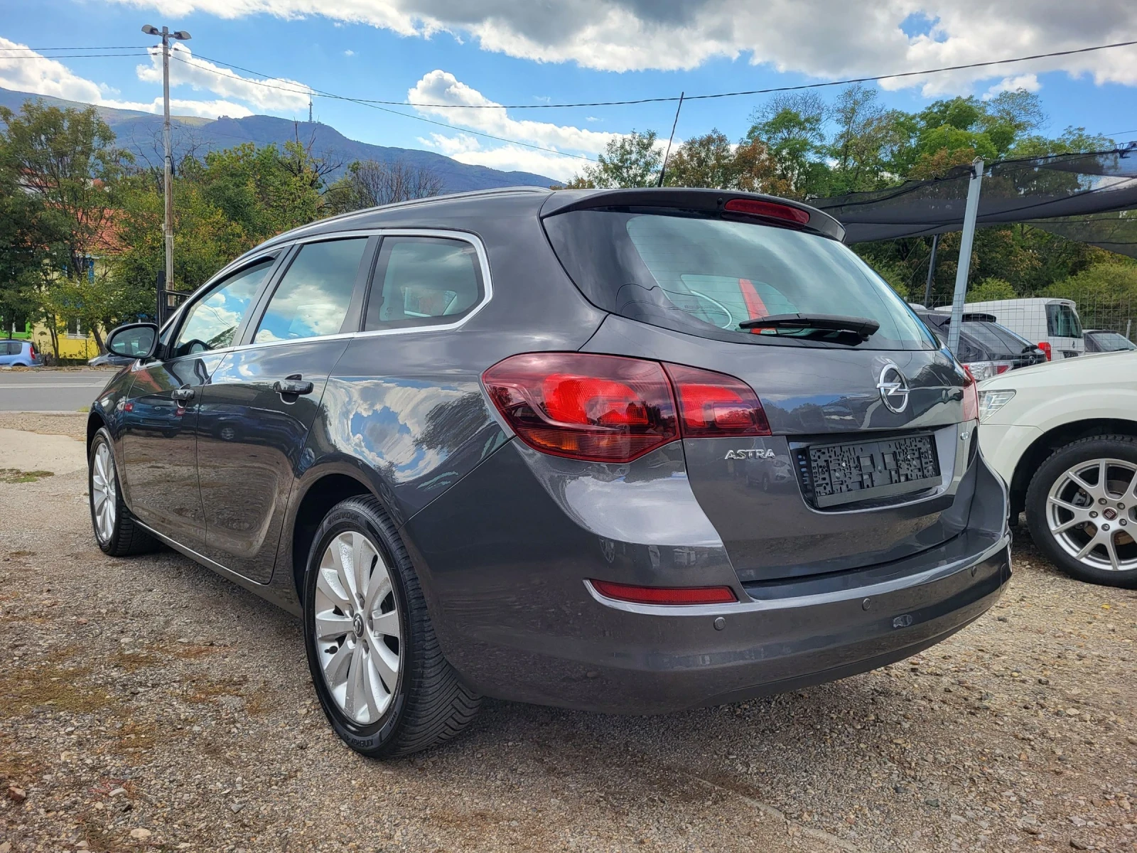 Opel Astra 1.7 CDTI / COSMO / EURO-5A - изображение 4