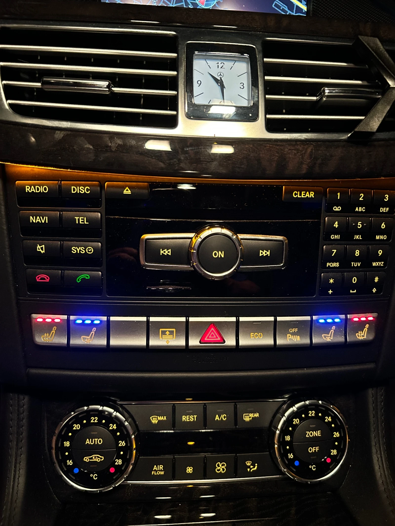 Mercedes-Benz CLS 500 4, 7 BiTurbo - изображение 10