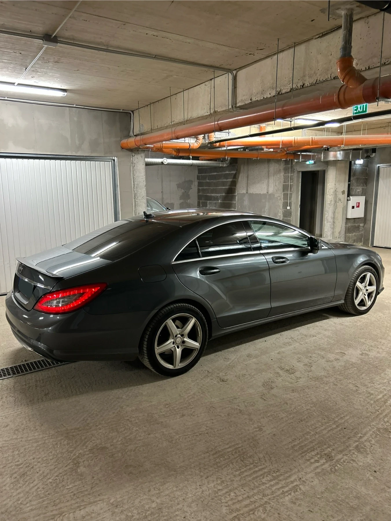 Mercedes-Benz CLS 500 4, 7 BiTurbo - изображение 5
