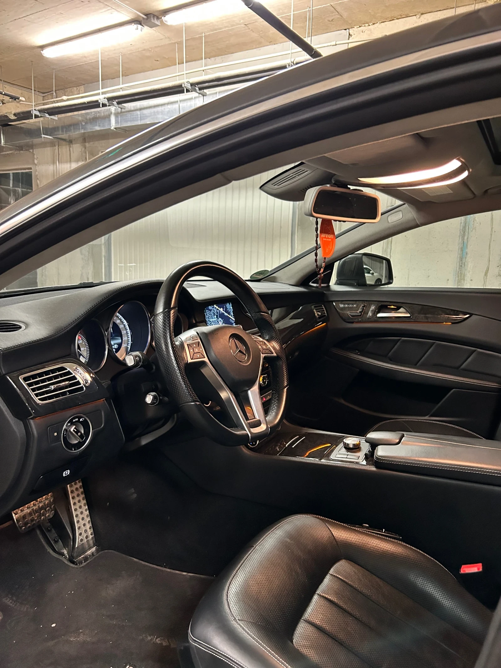 Mercedes-Benz CLS 500 4, 7 BiTurbo - изображение 9