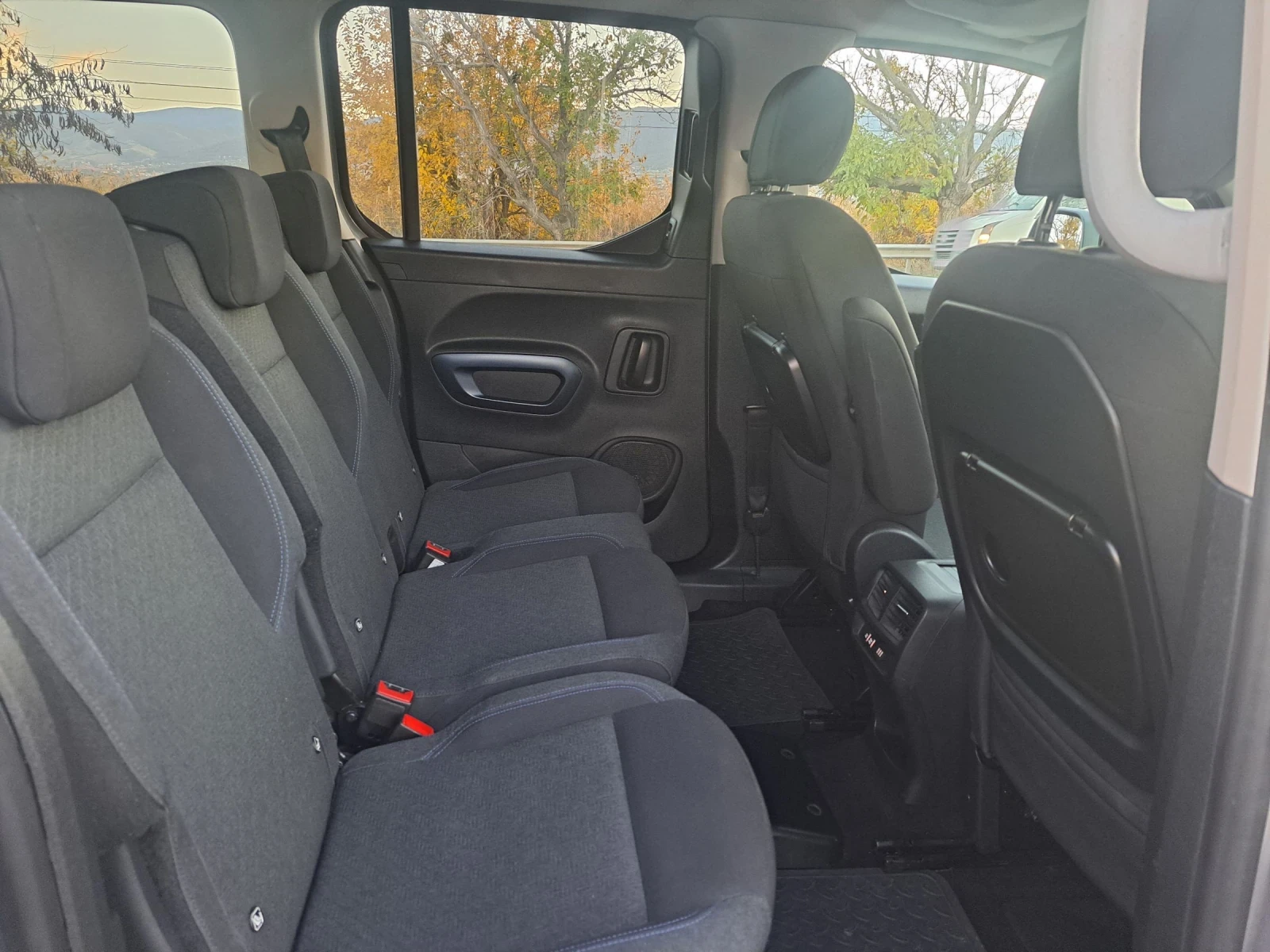 Peugeot Rifter 1.5 HDI - изображение 10