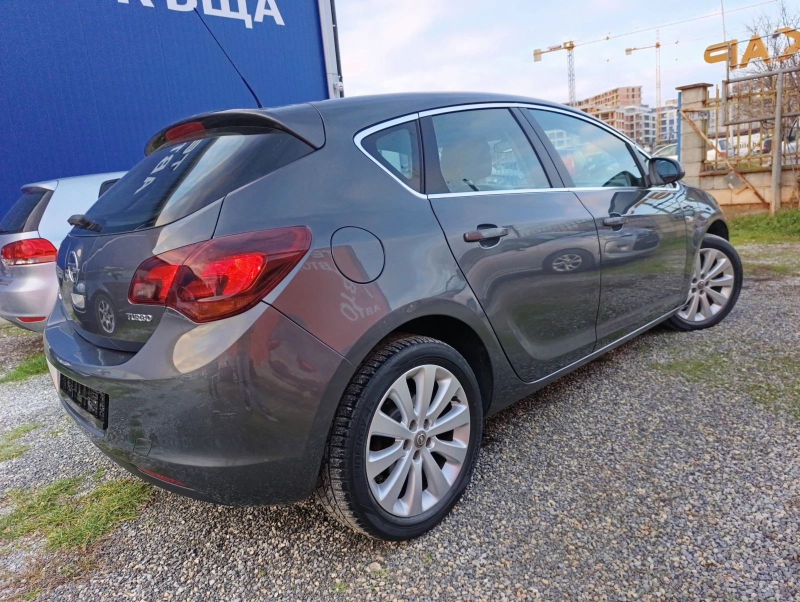 Opel Astra 1.4T 16V 140k.c. - изображение 3