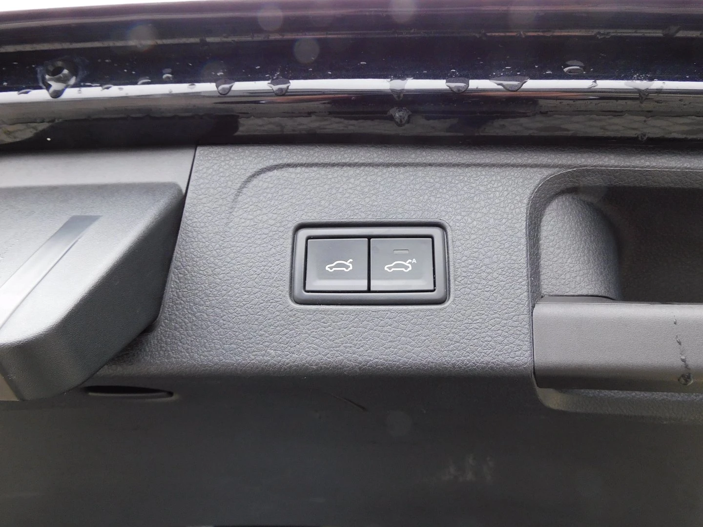 VW Passat 2.0TDI BMT 4MOTION, снимка 17 - Автомобили и джипове - 54054582