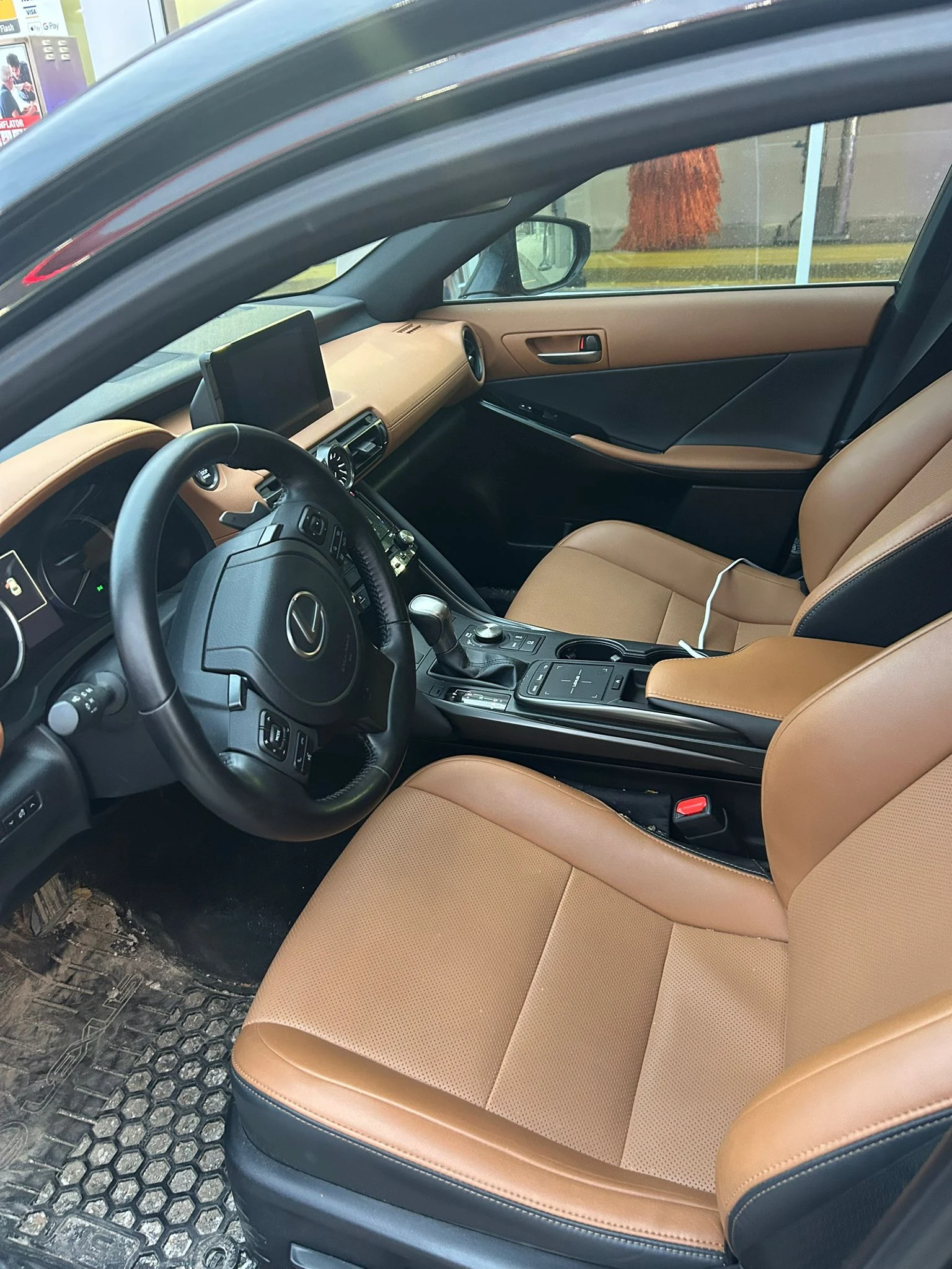 Lexus IS 300 * * CARFAX * * АВТО КРЕДИТ * * , снимка 4 - Автомобили и джипове - 53993384