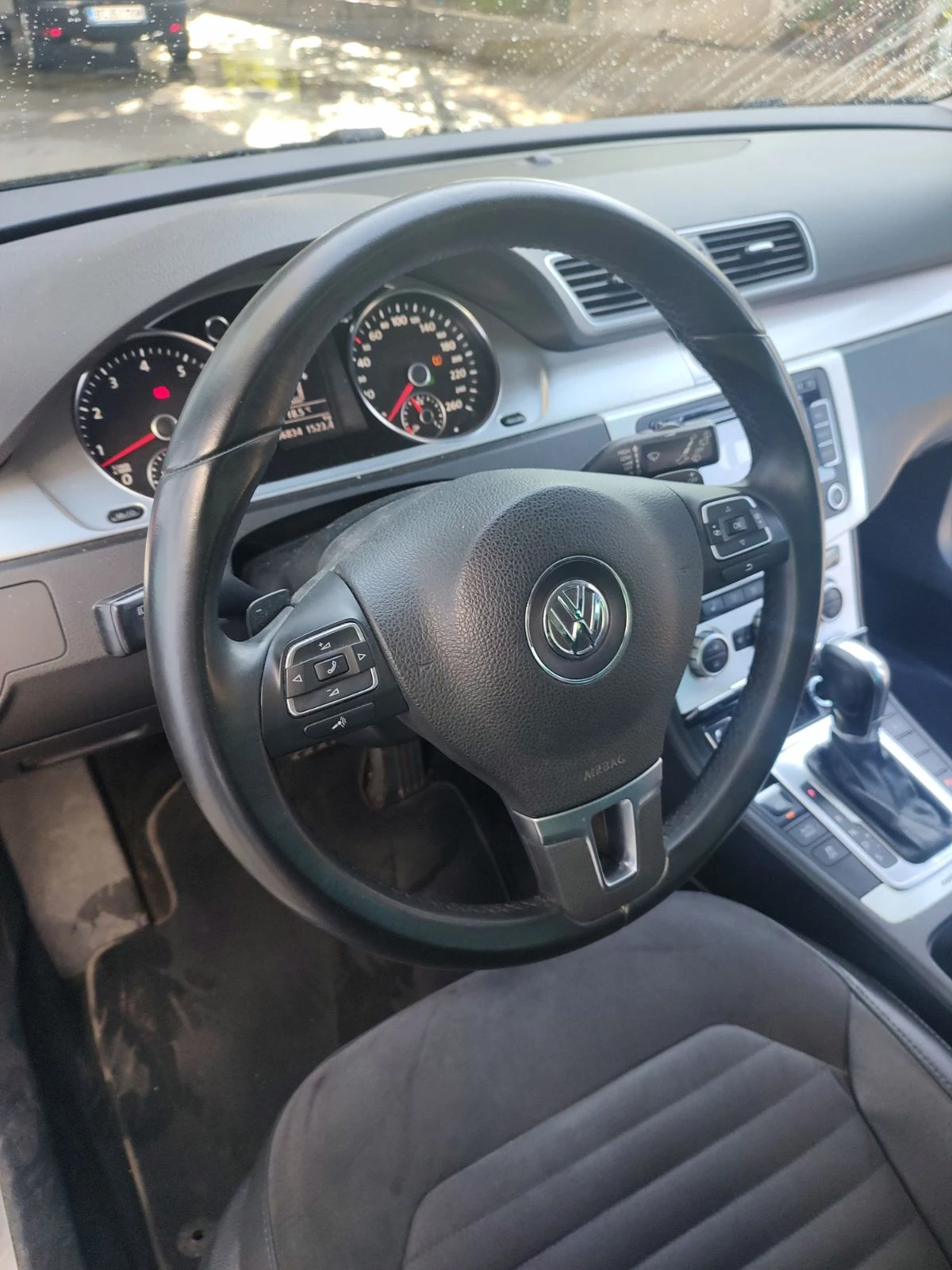 VW Passat, снимка 11 - Автомобили и джипове - 54000937