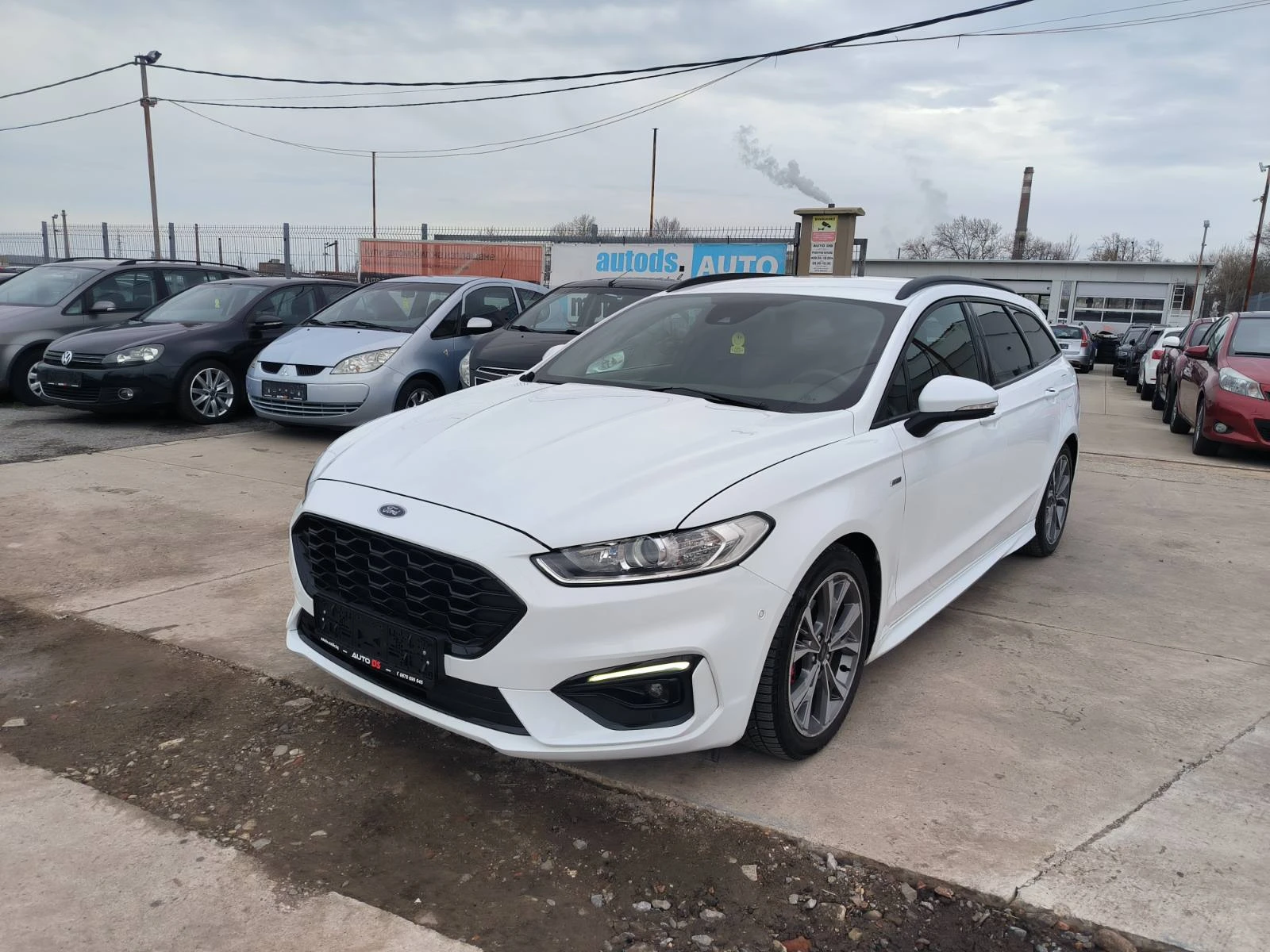 Ford Mondeo ST-LINE-2.0i-Hybrid-Navi-Kamera-Keyless