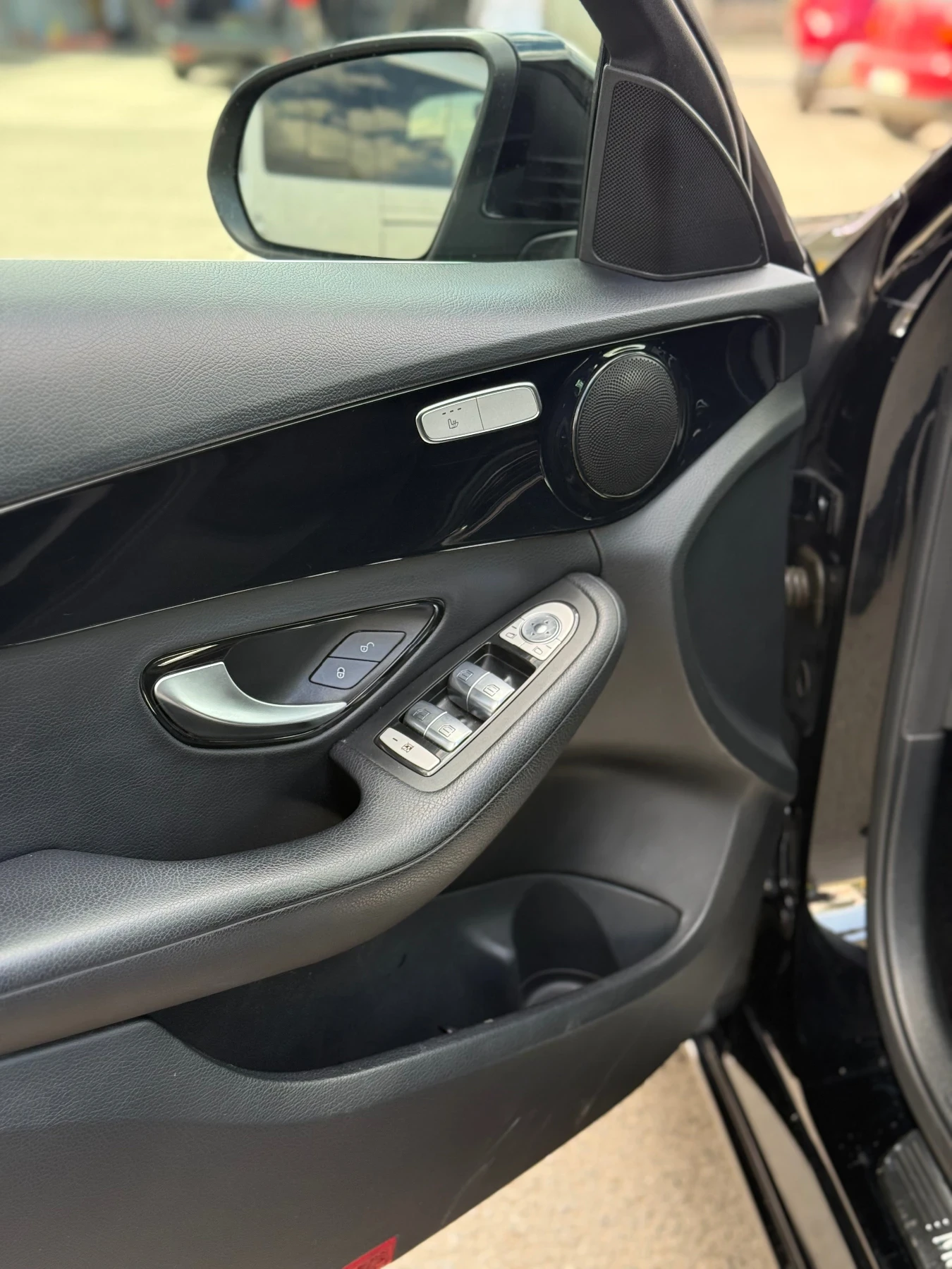 Mercedes-Benz C 220, снимка 8 - Автомобили и джипове - 54234002