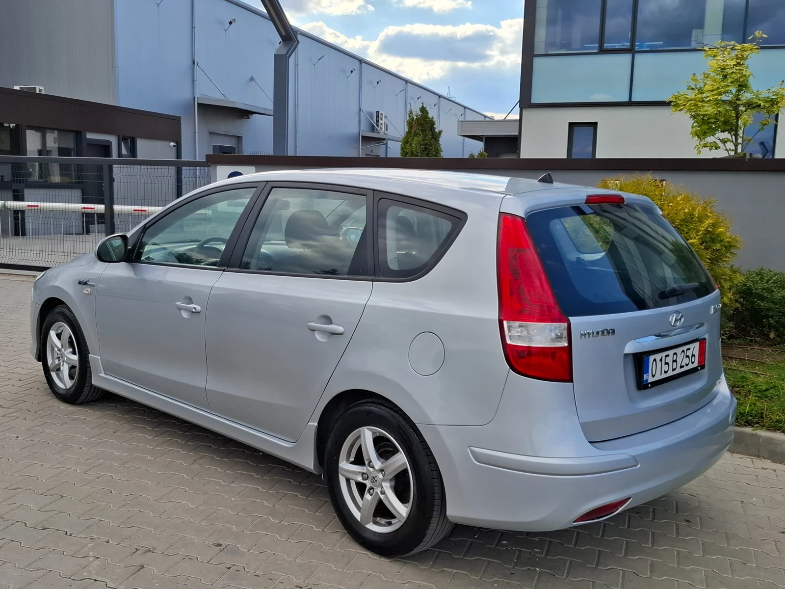 Hyundai I30 1.4i* (109кс)* FACELIFT* ЕURO-5* НОВ ВНОС* * , снимка 6 - Автомобили и джипове - 54401107