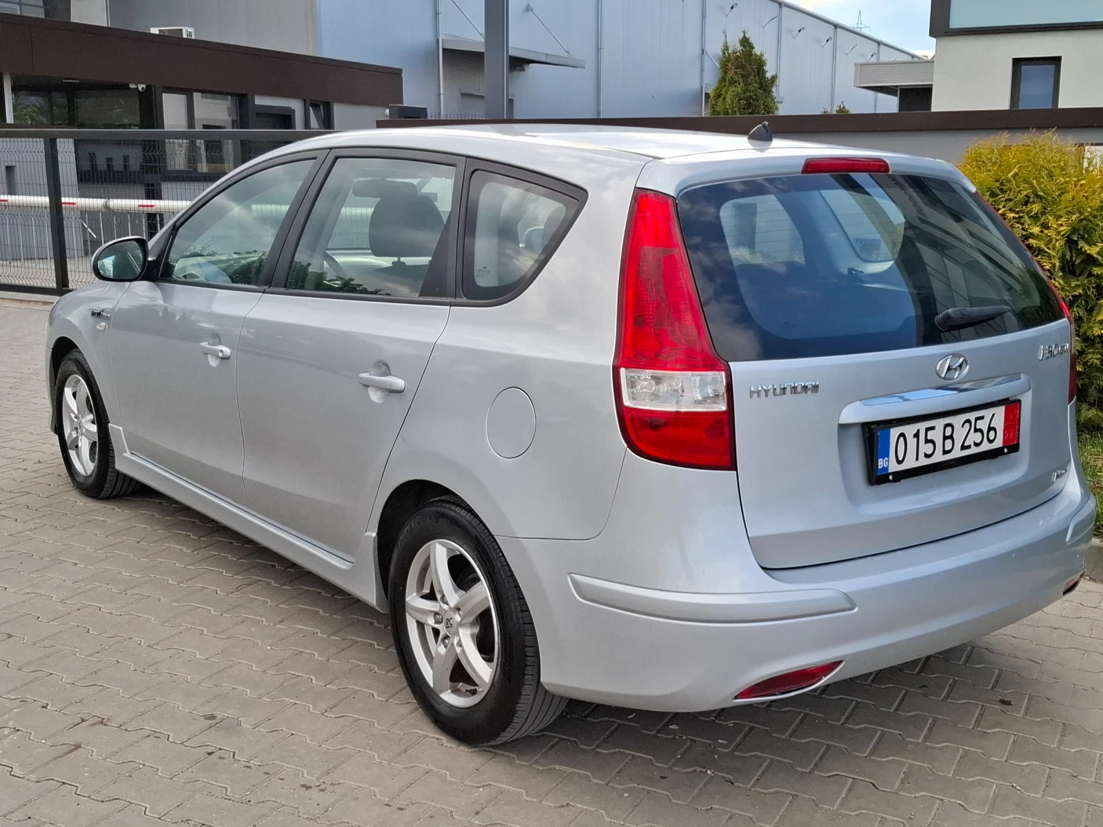Hyundai I30 1.4i* (109кс)* FACELIFT* ЕURO-5* НОВ ВНОС* * , снимка 8 - Автомобили и джипове - 54401107