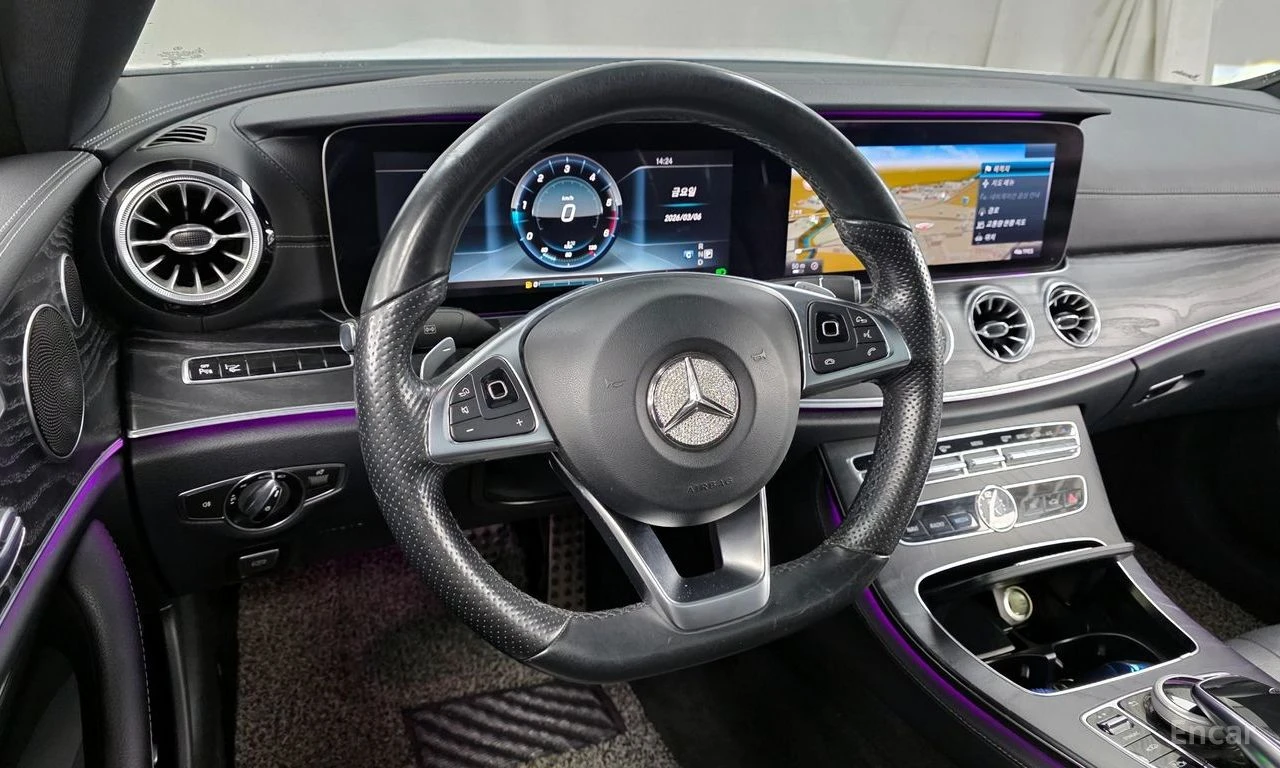 Mercedes-Benz E 220 d Coupe* AMG PACK* HEAD-UP* DIGITAL* PANORAMA* , снимка 9 - Автомобили и джипове - 54623290