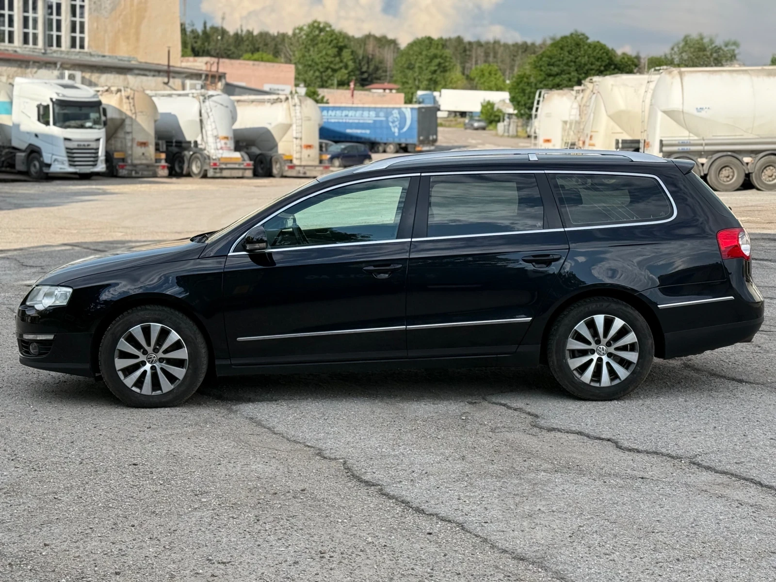 VW Passat 2.0 TDI HIGHLINE FACELIFT , снимка 8 - Автомобили и джипове - 54662428