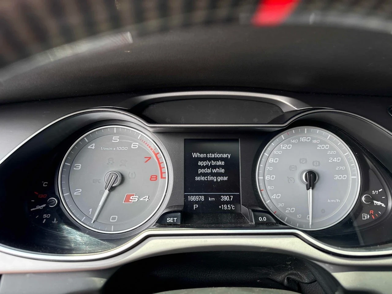 Audi S4 PERFORMANCE CARBON* БЕЗ ИНЦИДЕНТИ* CARFAX* ТЪРГ, снимка 8 - Автомобили и джипове - 55423085