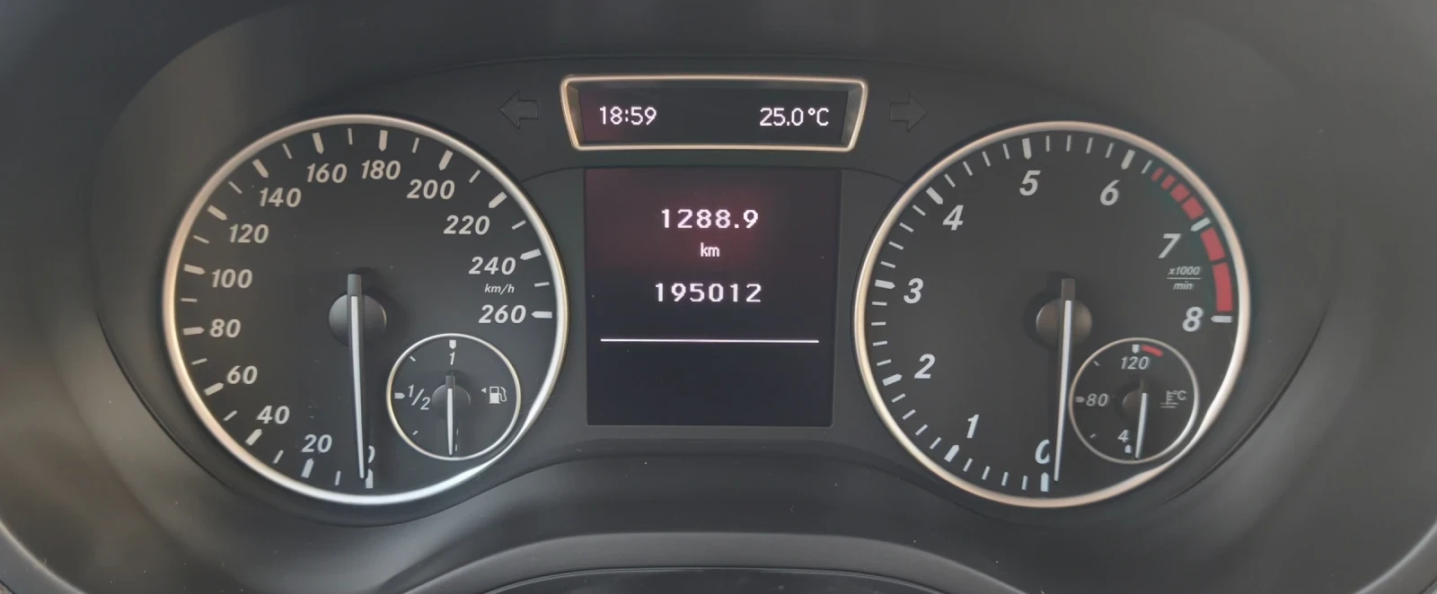 Mercedes-Benz B 200 B 200/156кс., снимка 10 - Автомобили и джипове - 55684634