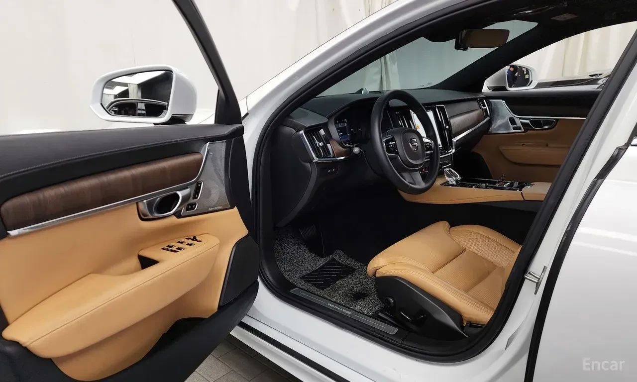 Volvo S90 T8* AWD* ULTIMATE* BRIGHT* BOWER* WILKINS* ОБДУХВА, снимка 6 - Автомобили и джипове - 55930118
