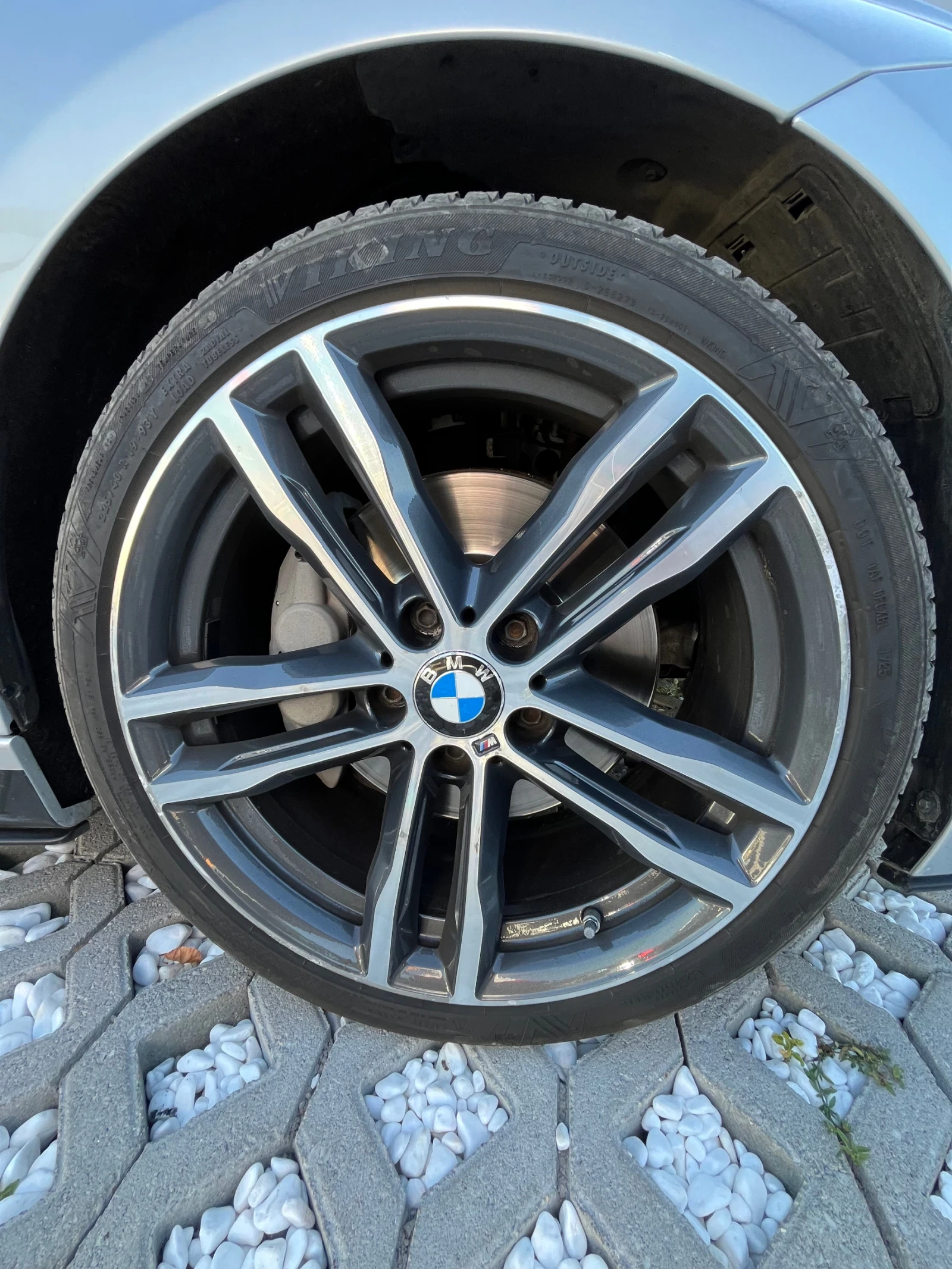 BMW 335 XDrive M-Performance, снимка 16 - Автомобили и джипове - 55979646