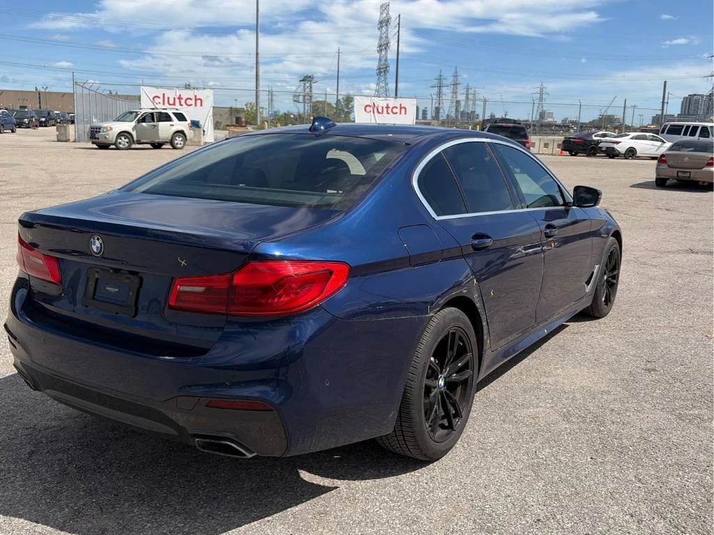 BMW 530 xDrive * М ПАКЕТ * ДИСТРОНИК * ХЕДЪП * , снимка 4 - Автомобили и джипове - 56083991
