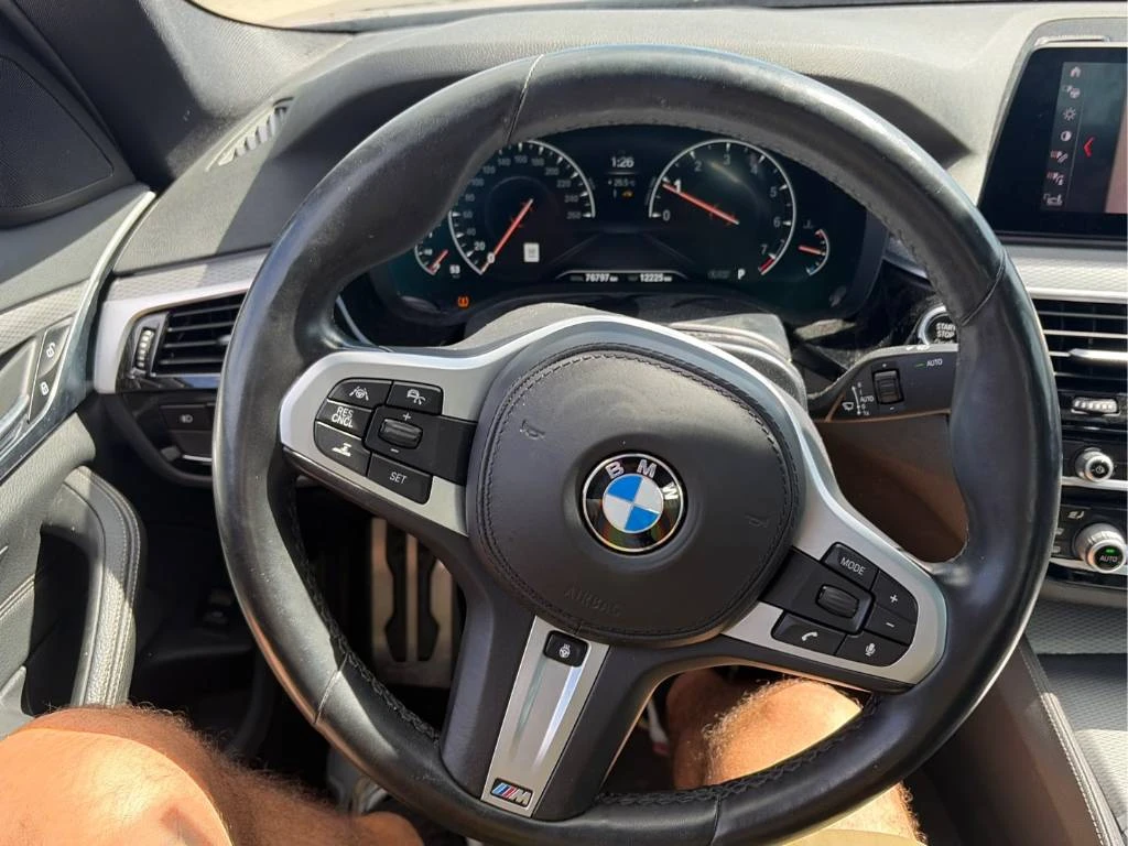 BMW 530 xDrive * М ПАКЕТ * ДИСТРОНИК * ХЕДЪП * , снимка 6 - Автомобили и джипове - 56083991
