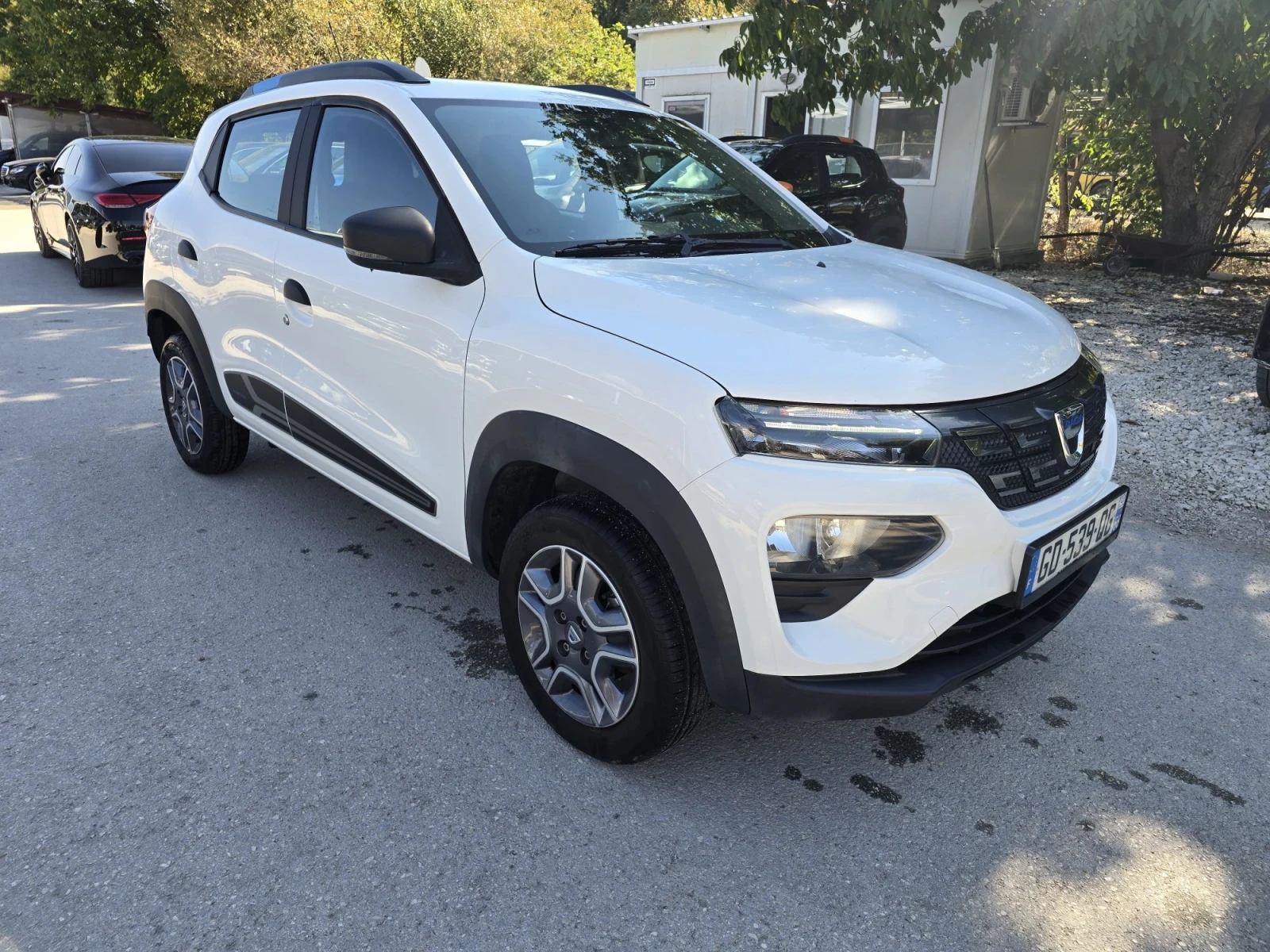 Dacia Spring Comfort Plus 45CCS Гаранция Лизинг Франция, снимка 7 - Автомобили и джипове - 56313228