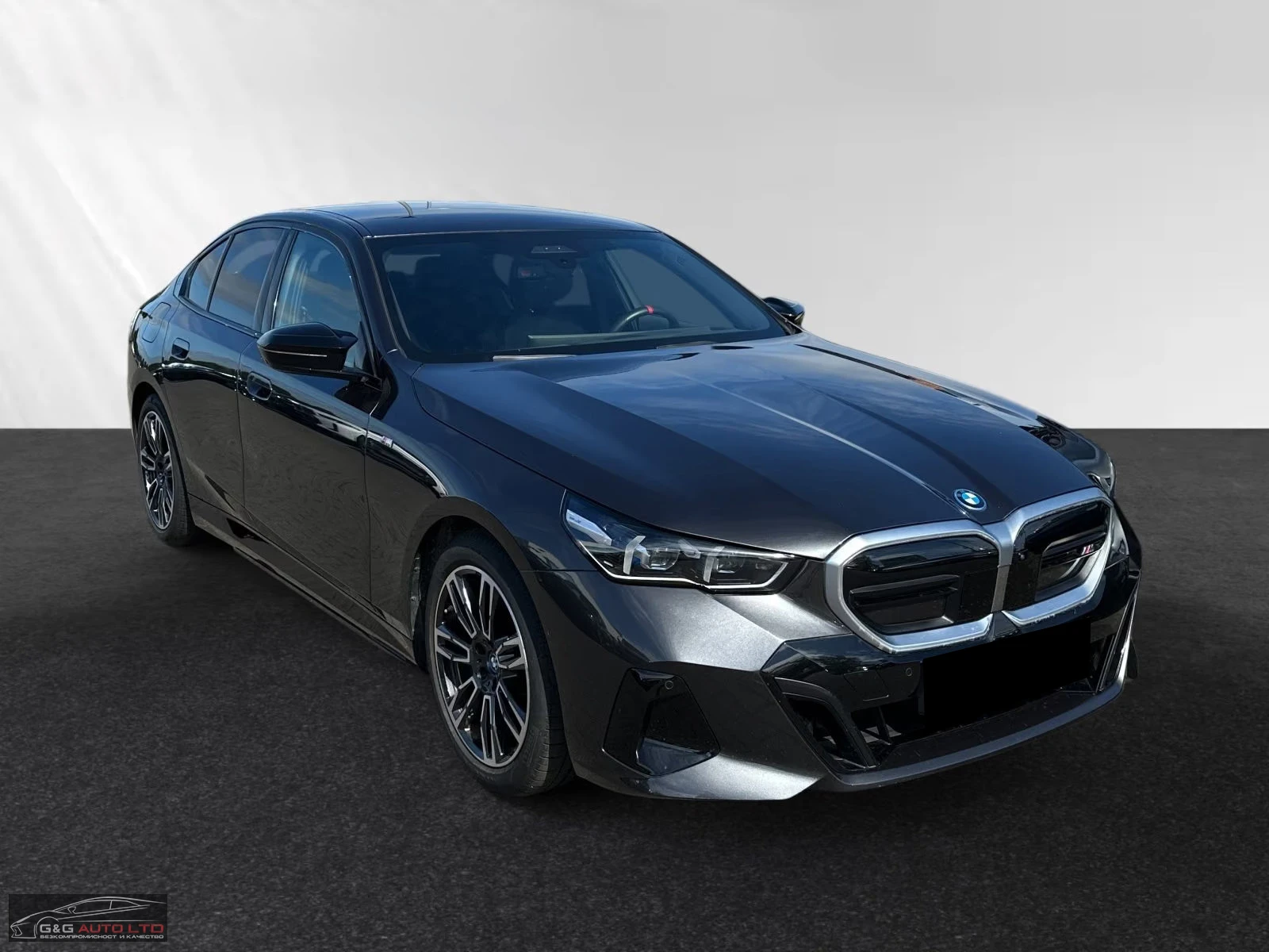 BMW i5 M60/601HP/xDRIVE/H&K/HUD/360/PANO/932z