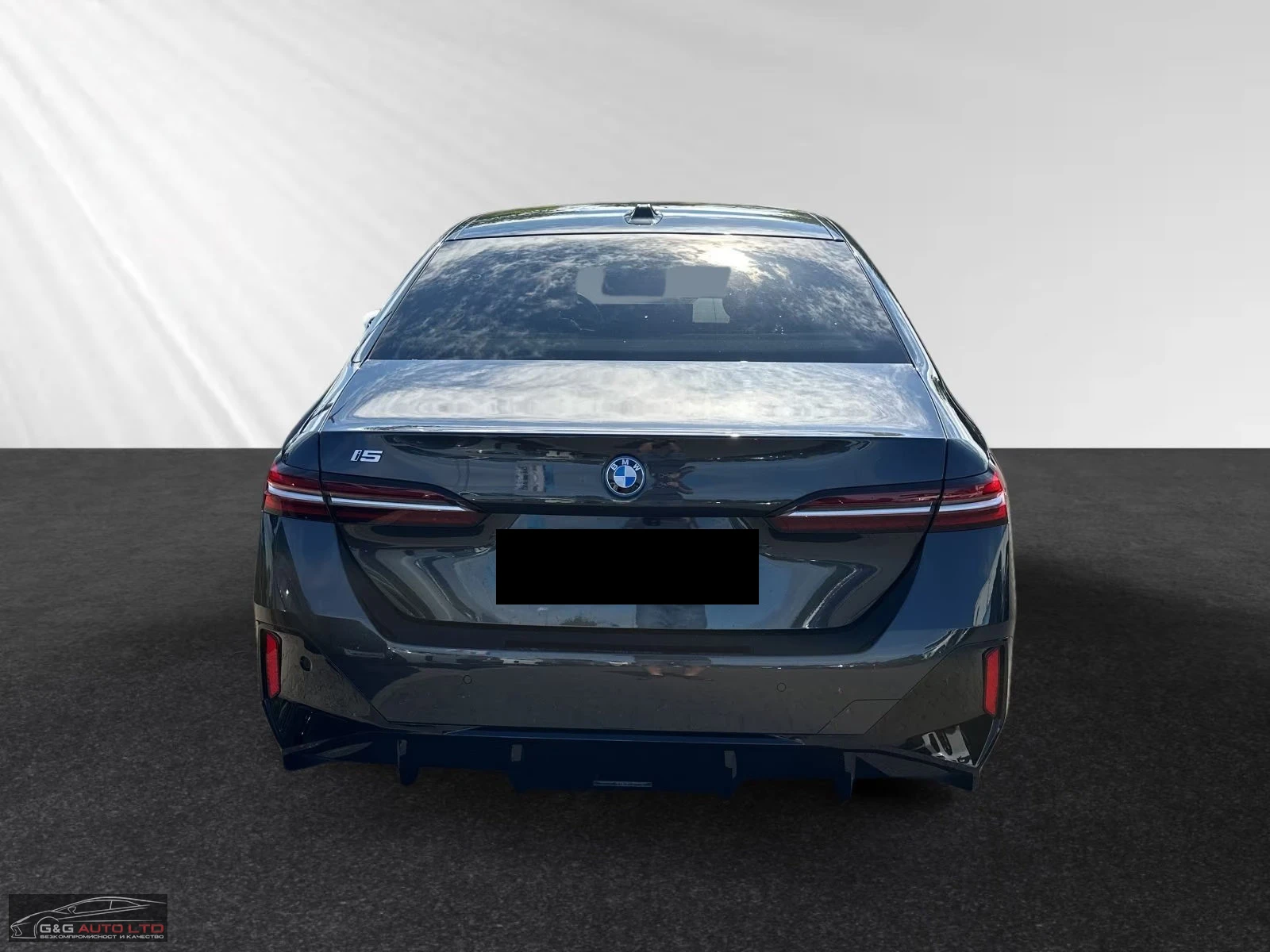 BMW i5 M60/601HP/xDRIVE/H&K/HUD/360/PANO/932z | Mobile.bg � ����������� 5