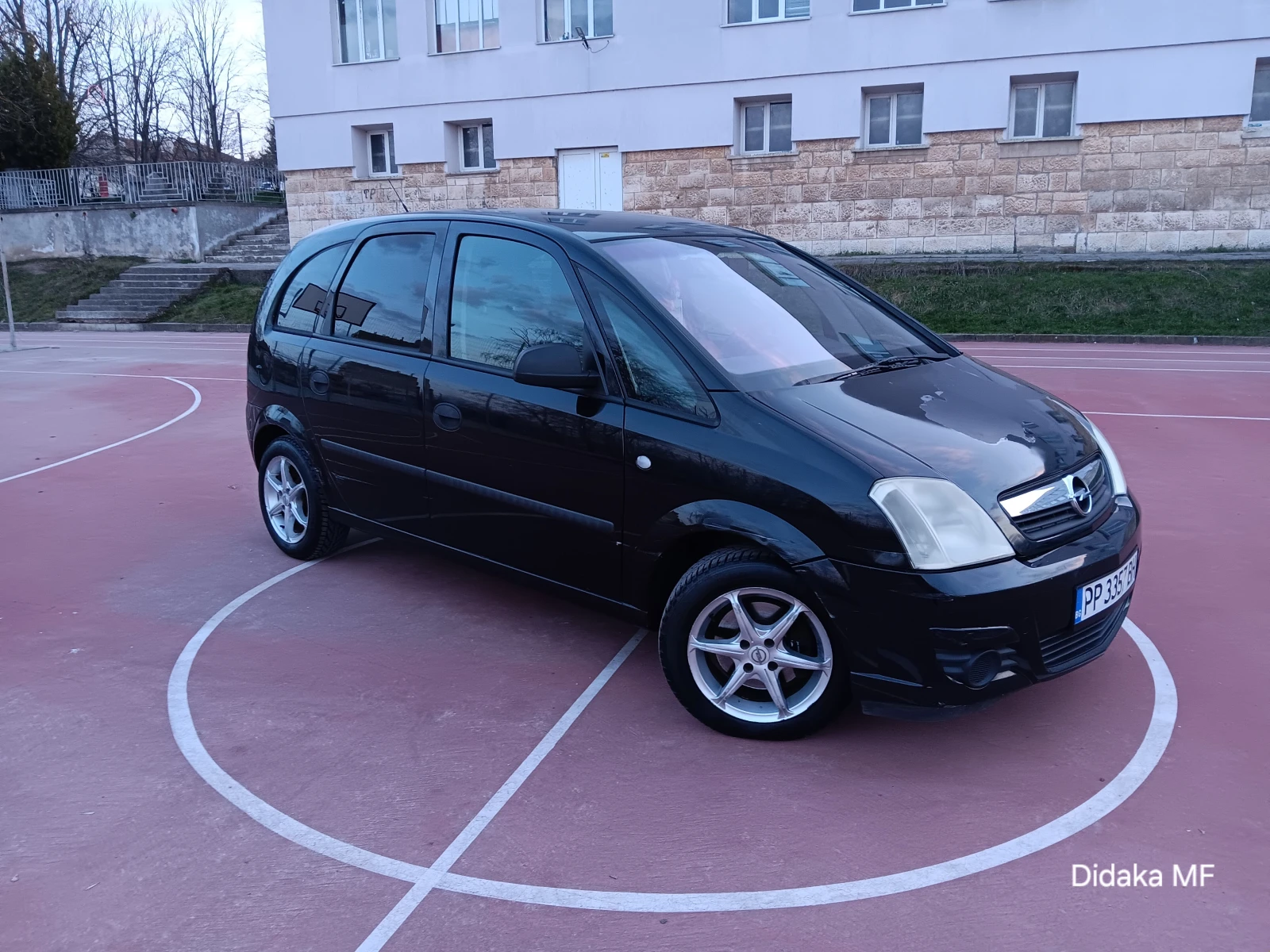 Opel Meriva, снимка 15 - Автомобили и джипове - 56524621