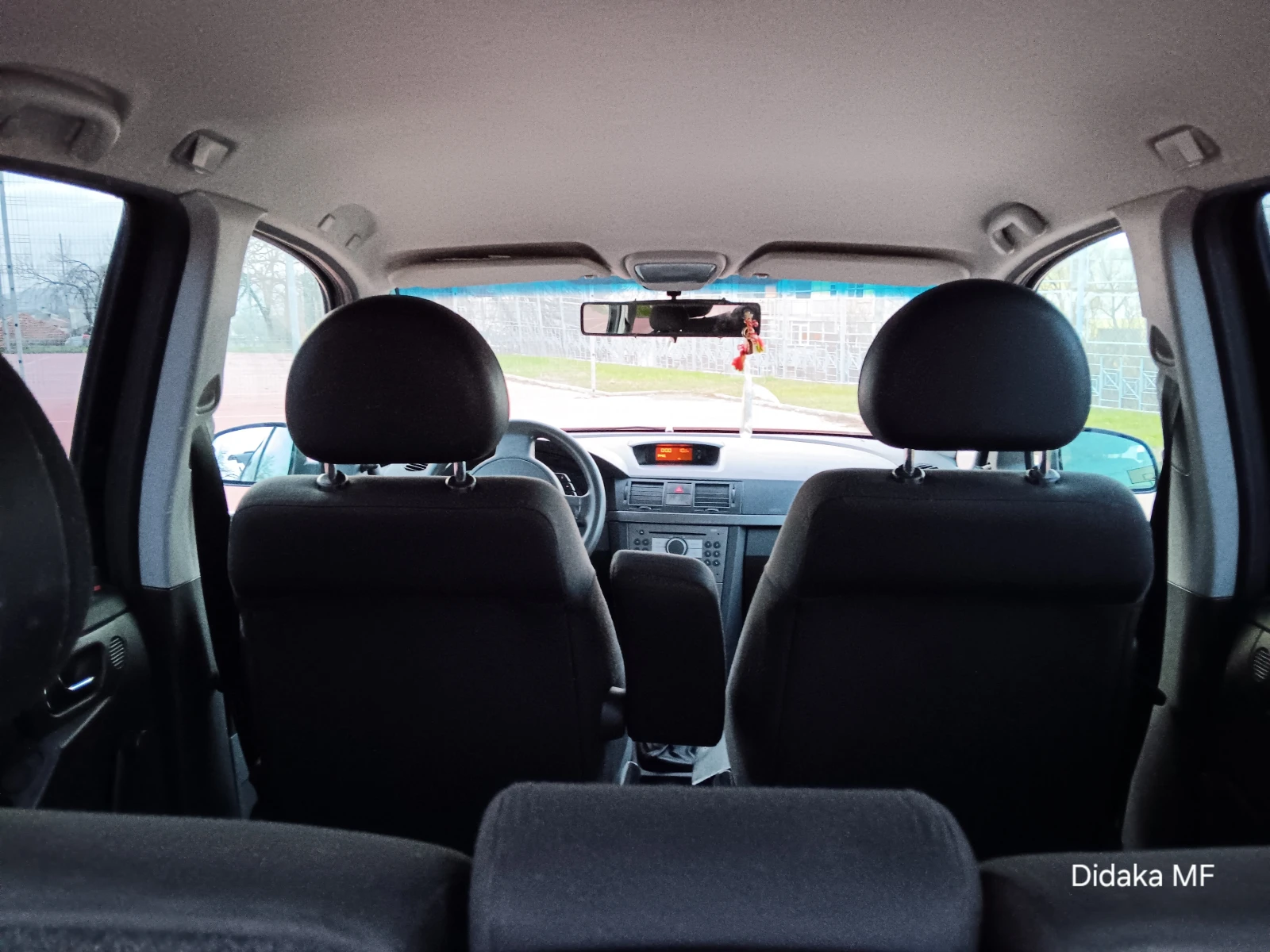 Opel Meriva, снимка 4 - Автомобили и джипове - 56524621