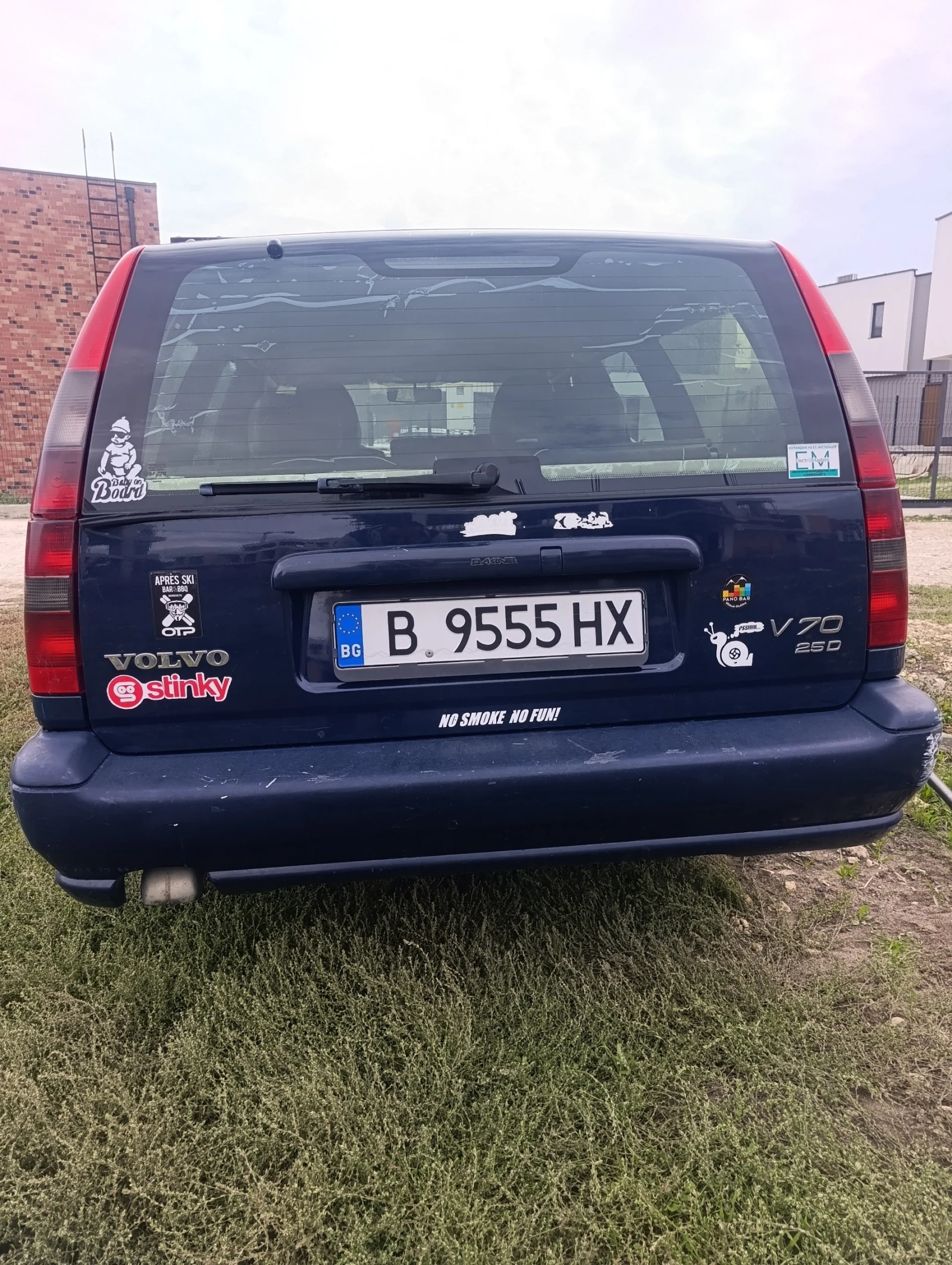 Volvo V70 2.5 TDI, снимка 3 - Автомобили и джипове - 56625882