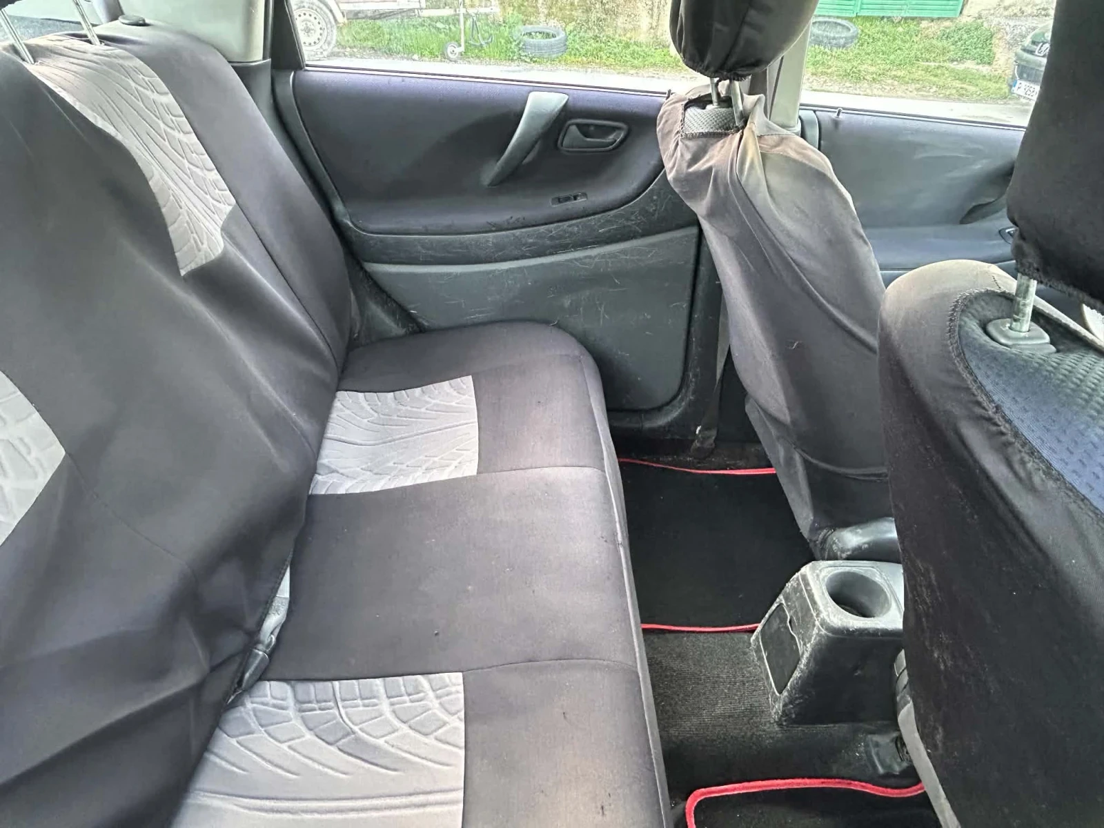 Suzuki Liana 1.6i, снимка 6 - Автомобили и джипове - 56647128