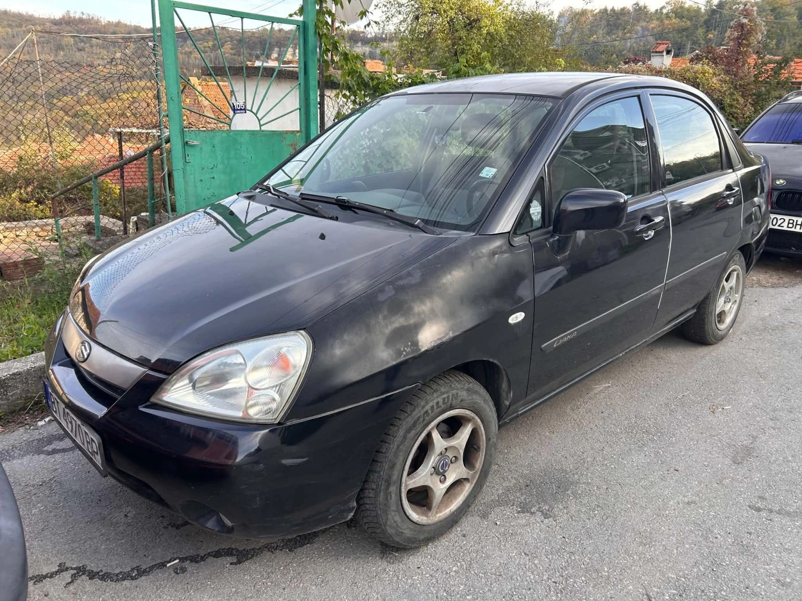 Suzuki Liana 1.6i, снимка 2 - Автомобили и джипове - 56647128