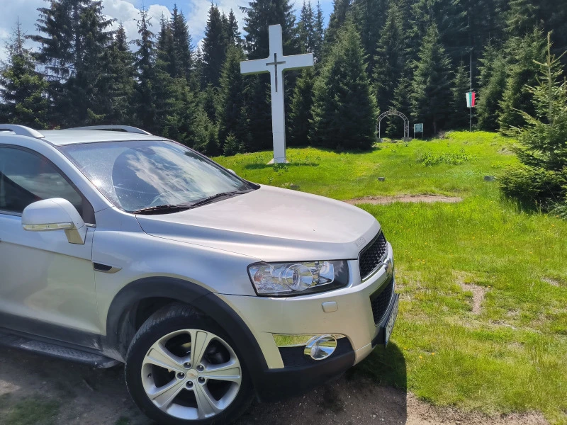 Chevrolet Captiva 4х4, снимка 12 - Автомобили и джипове - 47443442