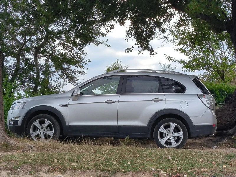 Chevrolet Captiva 4х4, снимка 13 - Автомобили и джипове - 47443442