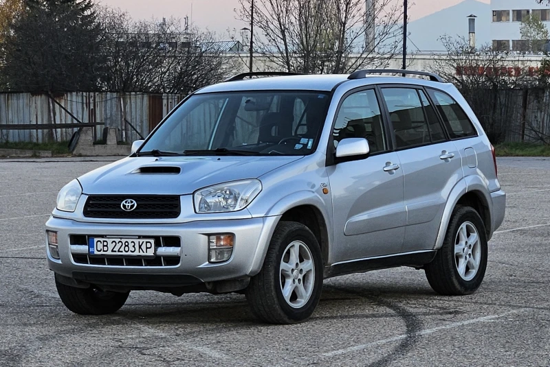 Toyota Rav4 D4D, снимка 1 - Автомобили и джипове - 48072379