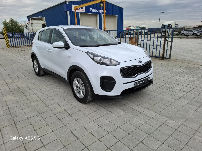 Kia Sportage, снимка 8 - Автомобили и джипове - 49761623