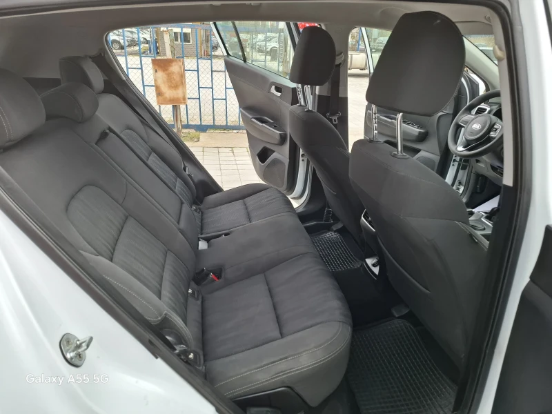 Kia Sportage, снимка 11 - Автомобили и джипове - 49761623