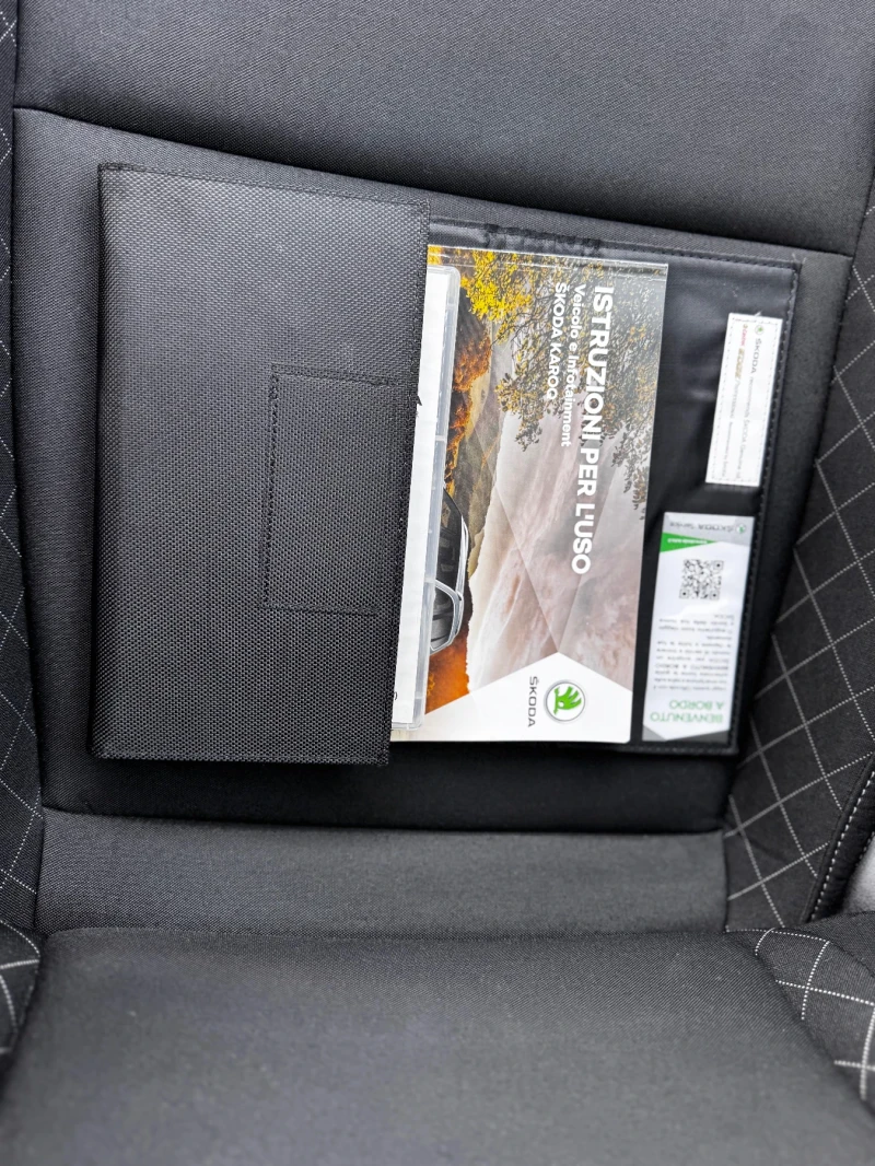 Skoda Karoq FULL LED MATRIX /// AUTOMAT , снимка 10 - Автомобили и джипове - 52596189
