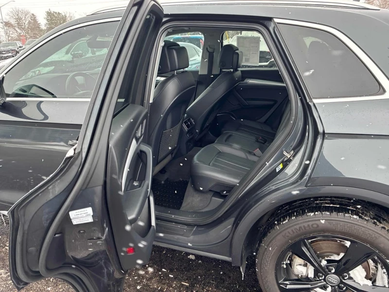 Audi Q5 2018 Progressiv * CARFAX * БЕЗ ПЪРВОНАЧАЛНА ВНОСКА, снимка 12 - Автомобили и джипове - 52744261