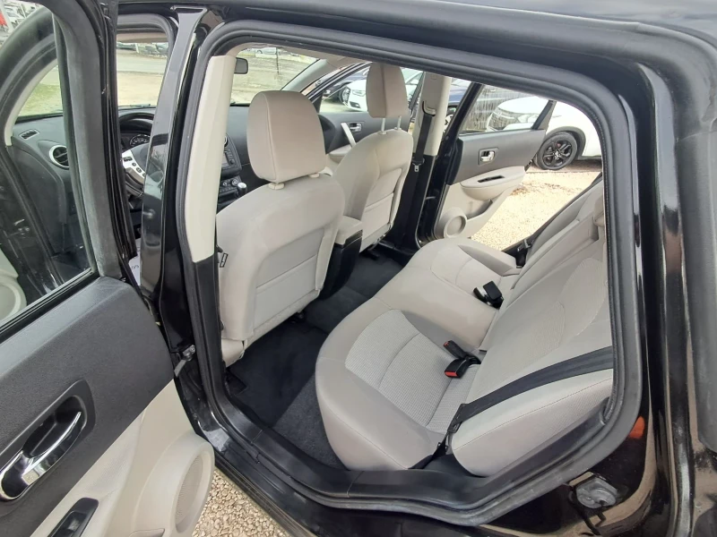 Nissan Qashqai 2.0i 141к.с 4х4 142000км Навигация, снимка 11 - Автомобили и джипове - 52922793