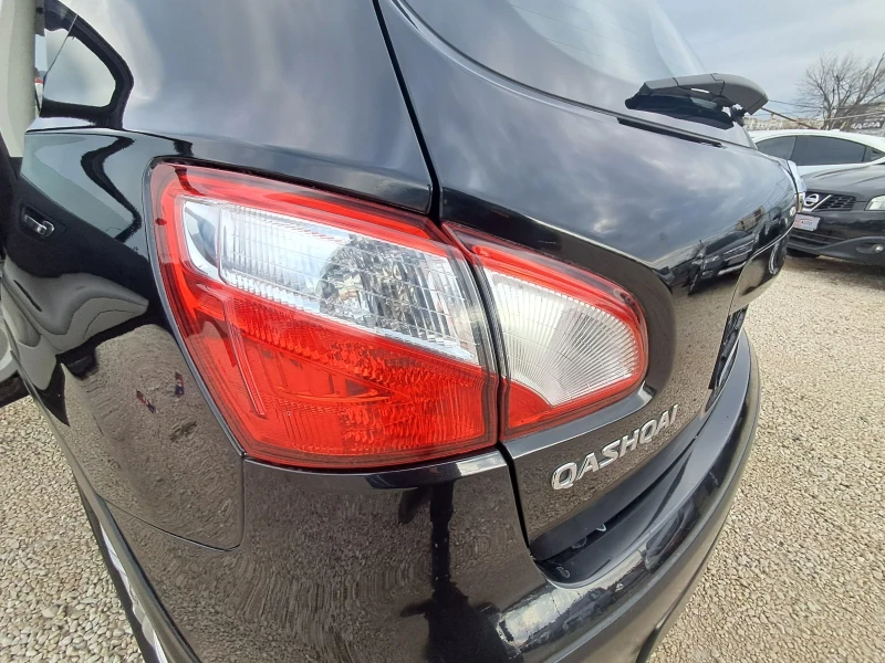 Nissan Qashqai 2.0i 141к.с 4х4 142000км Навигация, снимка 8 - Автомобили и джипове - 52922793