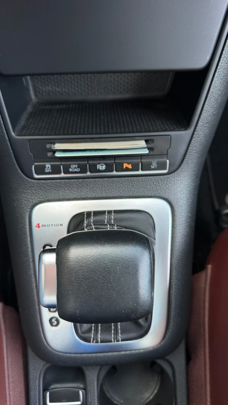 VW Tiguan 200ks GAZ, снимка 16 - Автомобили и джипове - 53035936